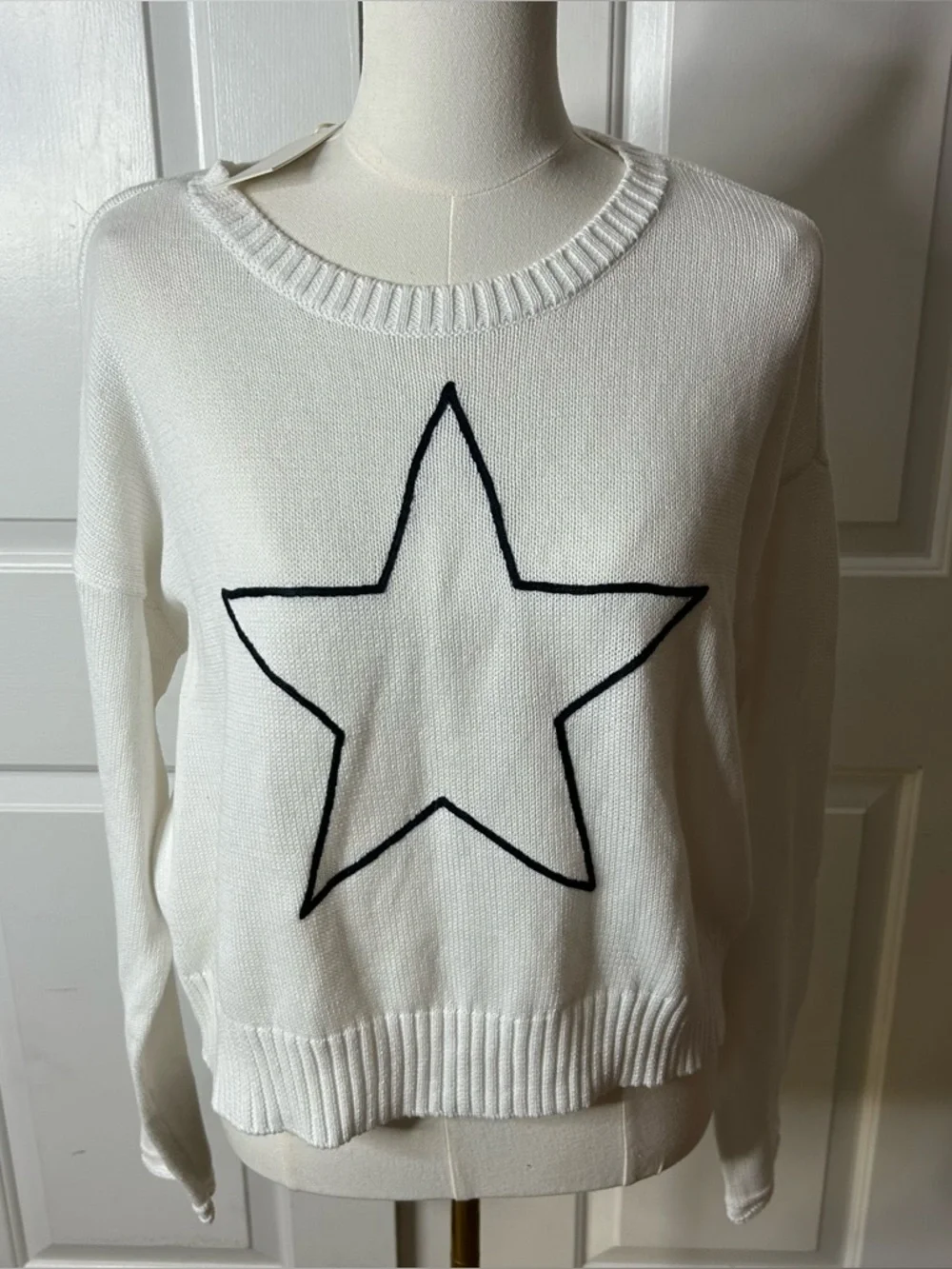 Z Supply Sienna Lucky Star Sweater - Picture 4 of 8